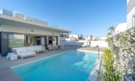 Villa - Reventa -
            Orihuela Costa - U-23334