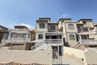 Villa - Reventa - Villamartin - Villamartín