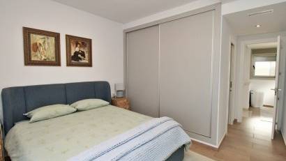 Återförsäljning - Villa -
Villamartin - Villamartín