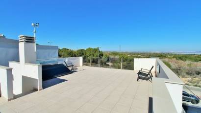 Återförsäljning - Villa -
Villamartin - Villamartín