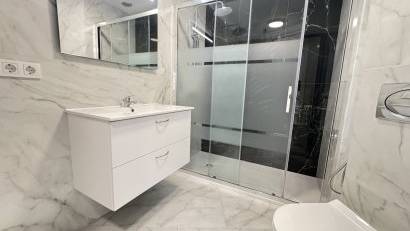 Resale - Apartment -
Torrevieja