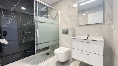 Resale - Apartment -
Torrevieja