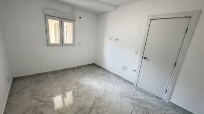 Resale - Apartment -
Torrevieja