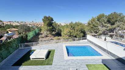 Återförsäljning - Villa -
Los Balcones