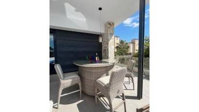 Reventa - Villa -
Lomas de Cabo Roig