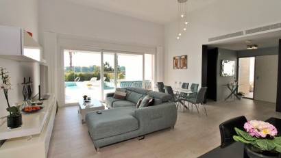 Återförsäljning - Villa -
Algorfa - La Finca Golf Resort