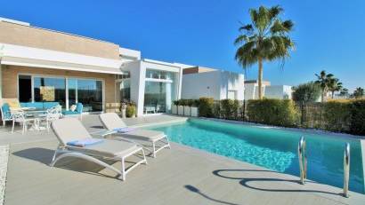 Återförsäljning - Villa -
Algorfa - La Finca Golf Resort