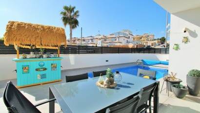 Reventa - Villa -
Villamartin - Villamartín