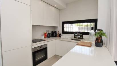 Reventa - Villa -
Villamartin - Villamartín