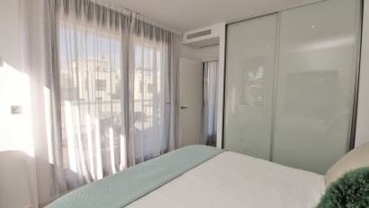 Reventa - Villa -
Villamartin - Villamartín