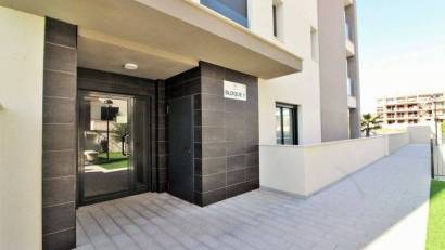 Reventa - Apartment -
Villamartin - Villamartín