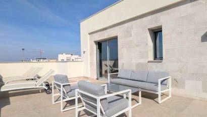 Återförsäljning - Detached villa -
Benijofar