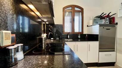 Återförsäljning - Villa -
Villamartin - Villamartín