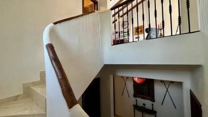 Återförsäljning - Villa -
Villamartin - Villamartín