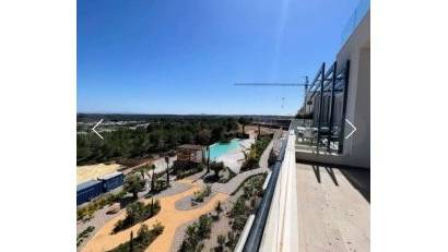 Resale - Apartment -
Las Colinas Golf