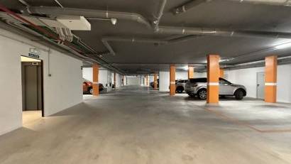 Resale - Apartment -
Las Colinas Golf