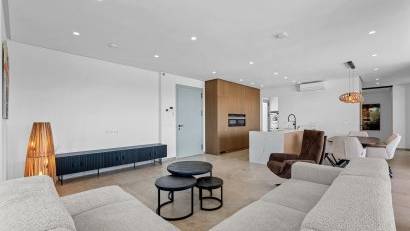 Resale - Villa -
Benijofar