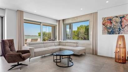 Resale - Villa -
Benijofar