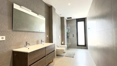 Återförsäljning - Villa -
Las Colinas Golf