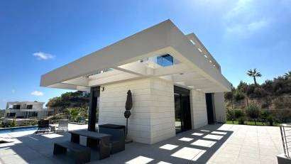 Återförsäljning - Villa -
Las Colinas Golf