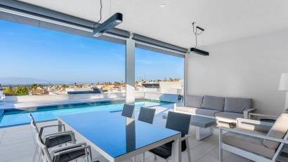 Återförsäljning - Detached villa -
Benijofar