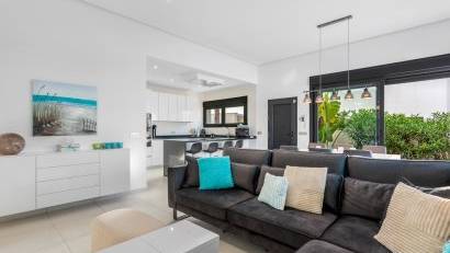 Återförsäljning - Detached villa -
Benijofar