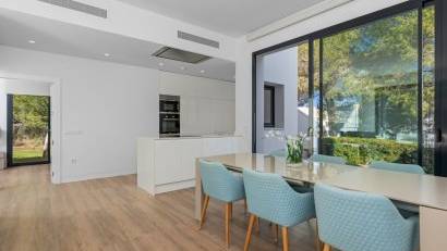 Återförsäljning - Villa -
Las Colinas Golf