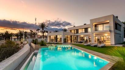 Reventa - Villa -
Orihuela Costa - Cabo Roig