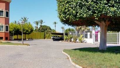 Reventa - Villa -
Elche