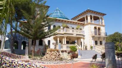 Resale - Villa -
Orihuela Costa