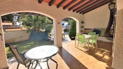 Återförsäljning - Villa -
Torrevieja