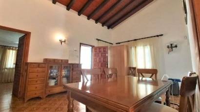 Återförsäljning - Villa -
Torrevieja