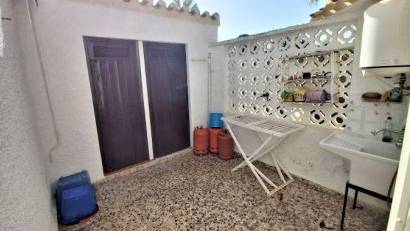 Återförsäljning - Villa -
Torrevieja