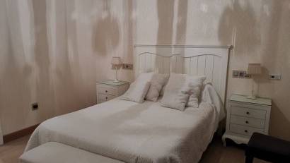 Återförsäljning - Villa -
Orihuela