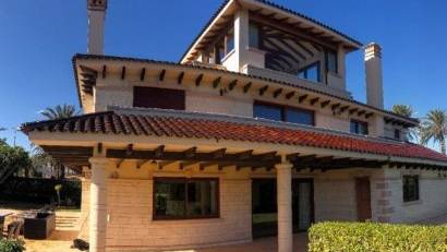 Återförsäljning - Villa -
Orihuela Costa