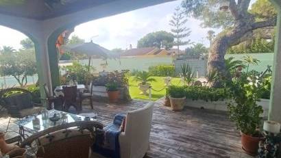 Återförsäljning - Villa -
Orihuela Costa