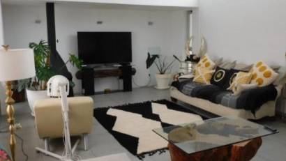 Återförsäljning - Villa -
Alicante