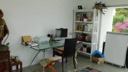 Återförsäljning - Villa -
Alicante