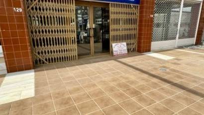 Reventa - Commercial Unit -
Orihuela Costa