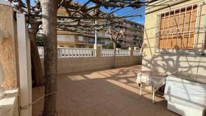Resale - Bungalow -
Torrevieja