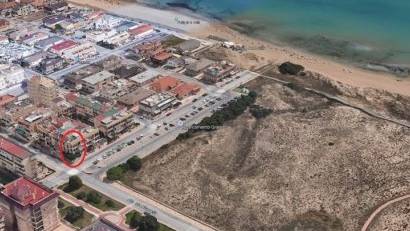 Resale - Bungalow -
Torrevieja