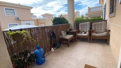 Återförsäljning - Villa -
Orihuela Costa