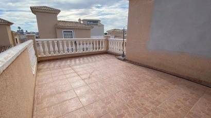 Återförsäljning - Villa -
Orihuela Costa