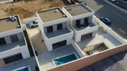 Reventa - Villa -
Orihuela Costa