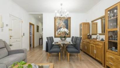 Resale - Villa -
Elche