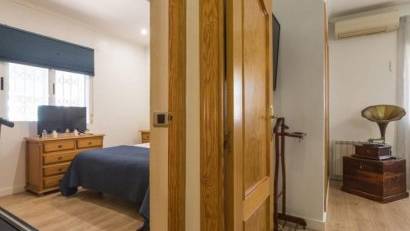 Resale - Villa -
Elche