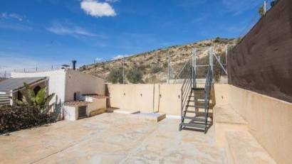 Resale - Villa -
Elche