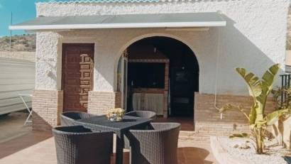 Resale - Villa -
Elche