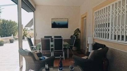 Resale - Villa -
Elche