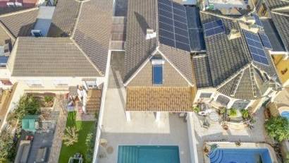 Reventa - Villa -
Torrevieja